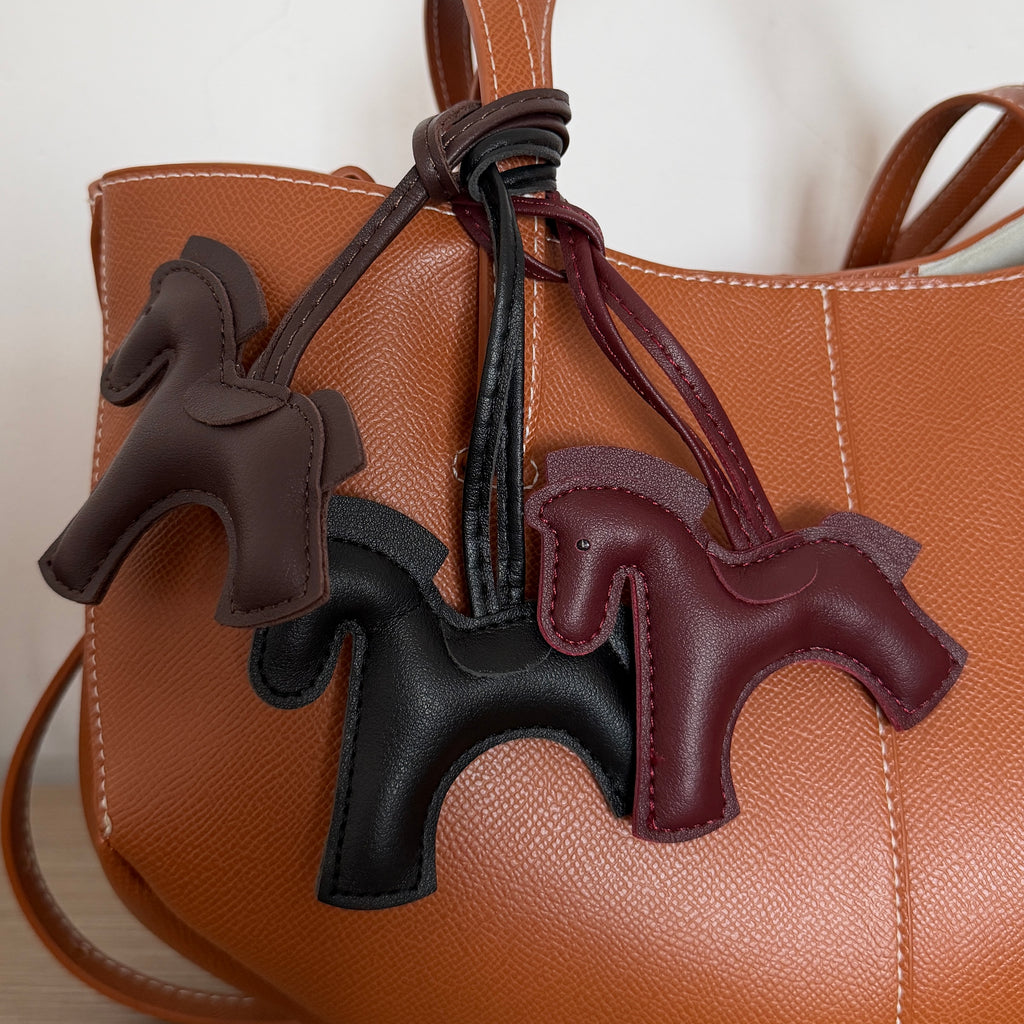 Charm Caballo