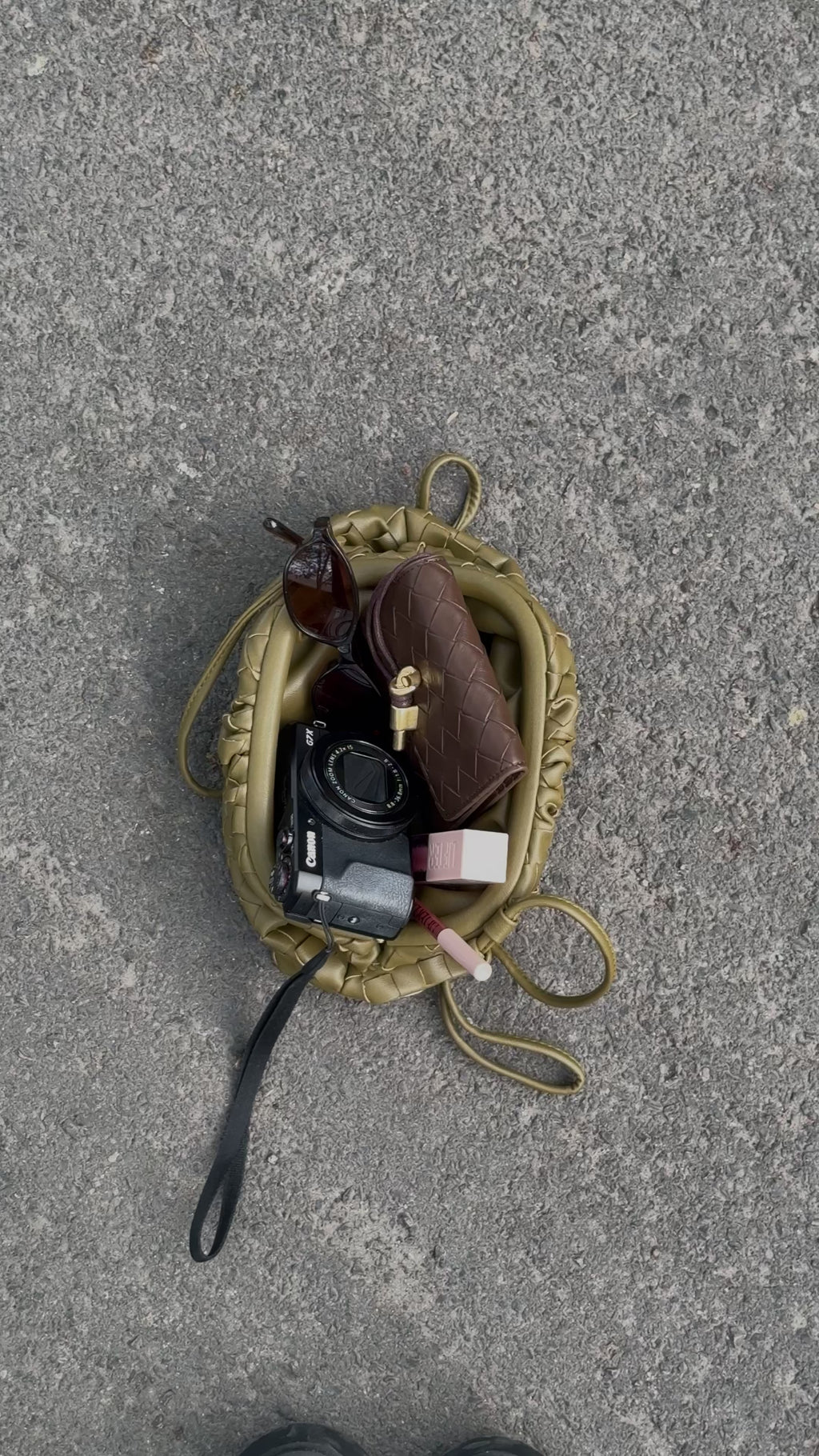 No.17 Crossbody